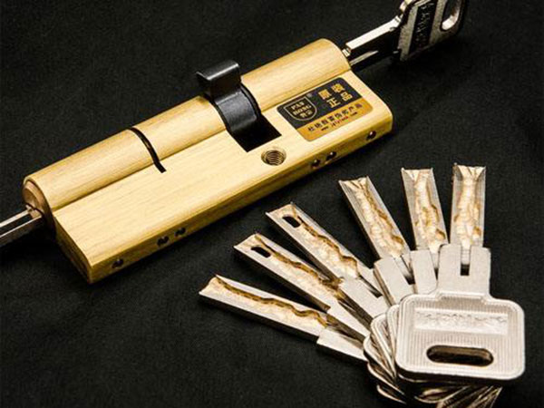 银海24小时上门开锁公司