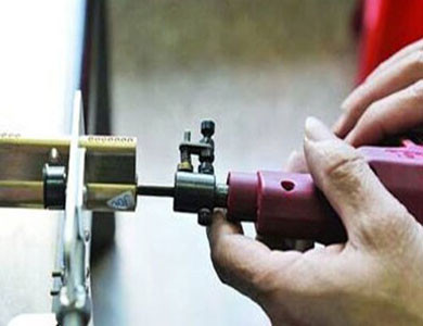 银海24小时上门开锁公司